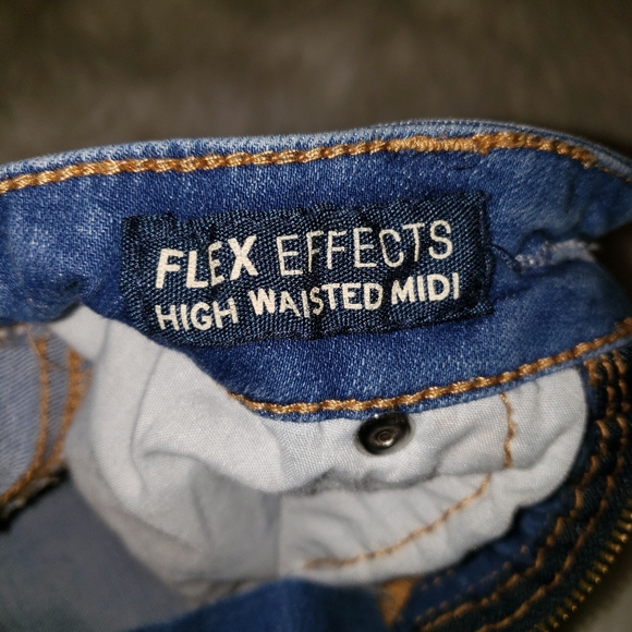 Aeropostale Jean shorts - Picture 3 of 5